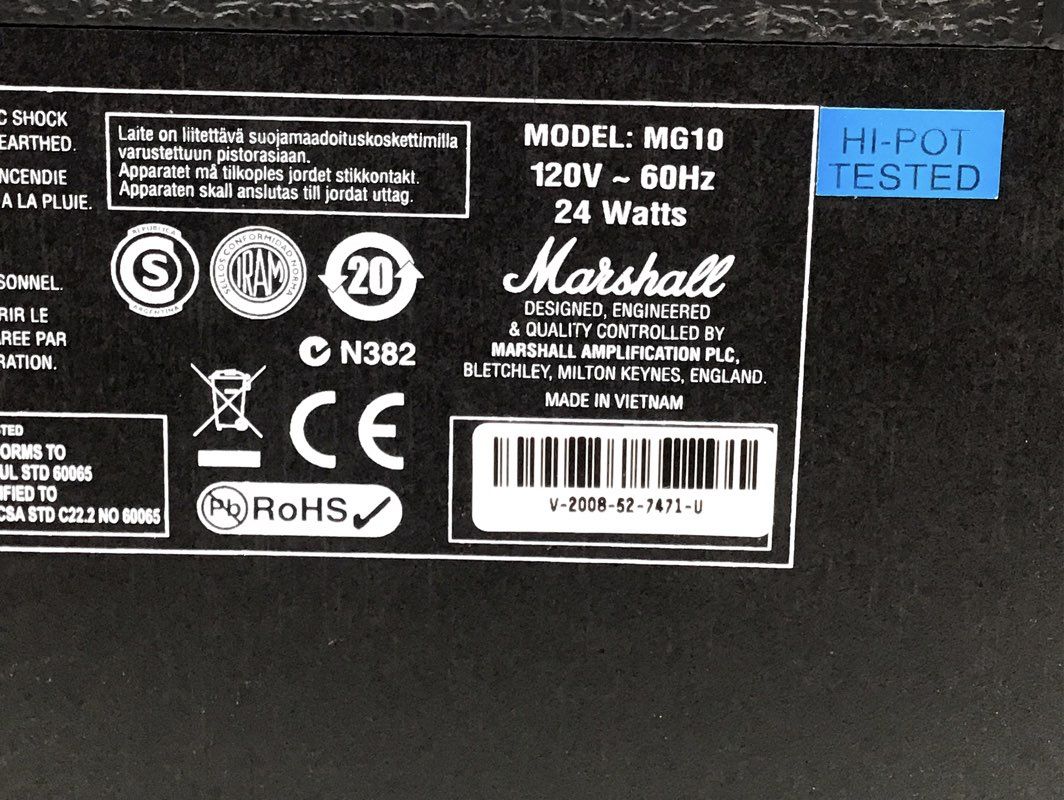 Marshall MG 10 Combo Guitar Amplifier With Accessories