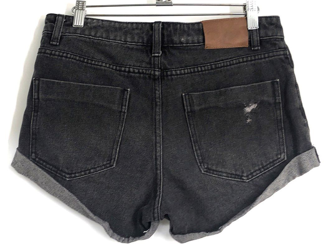 Billabong Women's Black Wash Distressed Frayed Cuffed Denim Shorts Sz 27