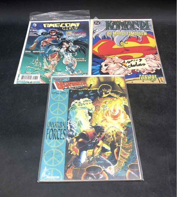 Marvel DC Comic Book Lot 1990s 2000s Spider-Man X-Men Superhero 15 Comics