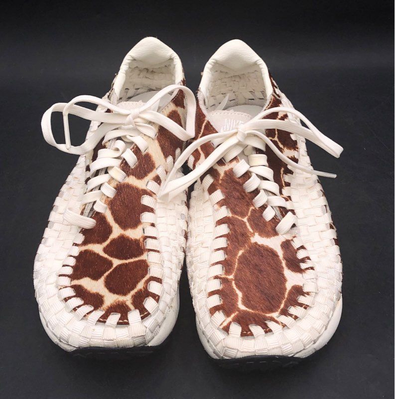 Nike Air Footscape Woven Giraffe Animal Print Sail Women's Size 5 FB1959-100