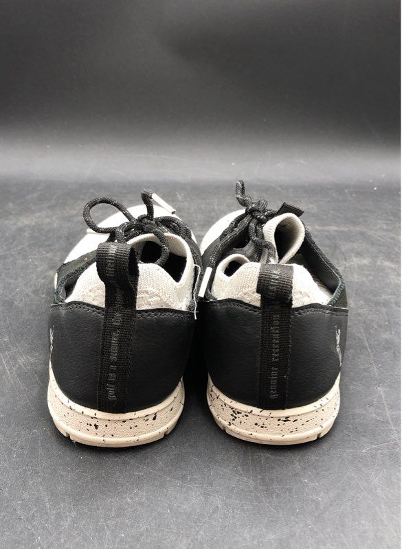 True Linkswear Men's Black White Athletic Shoes - Size 10.5