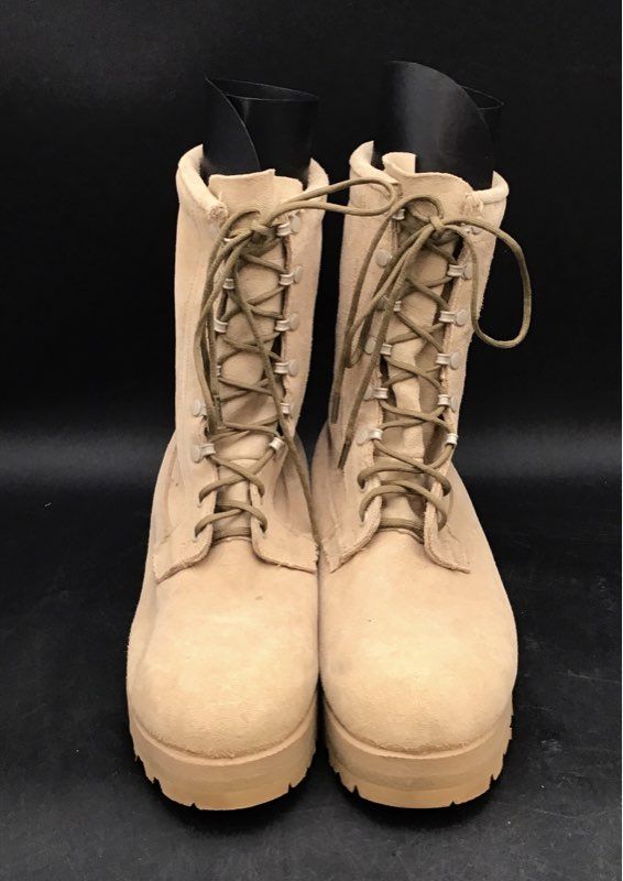 Vibram Men's Tan Combat Boots - Size 10.5W