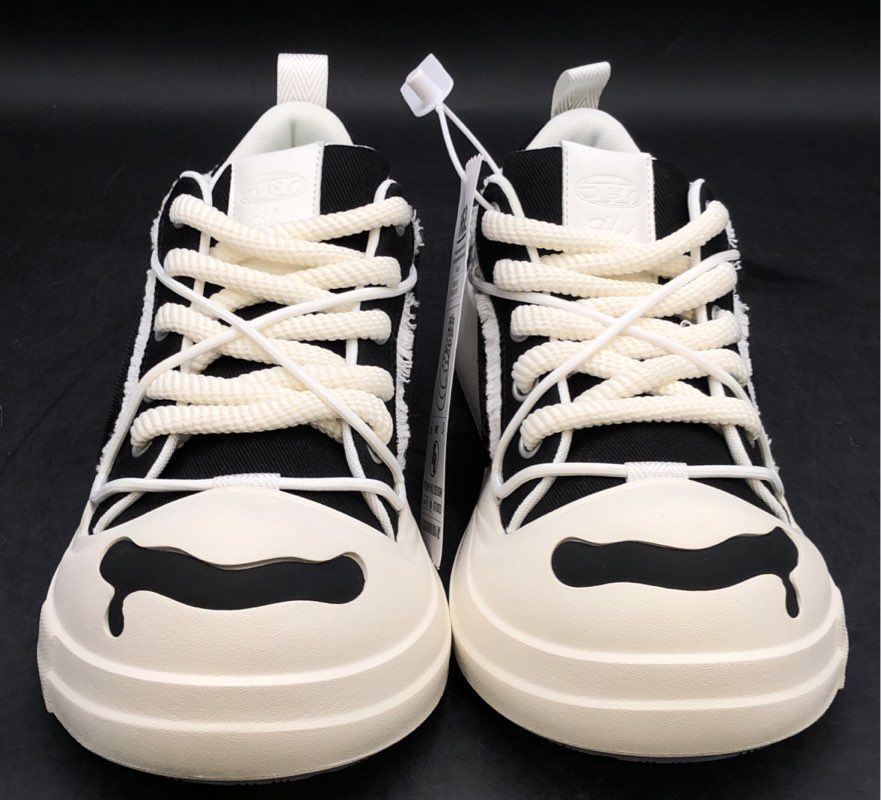 New H52 Stay Hungry Drip Black Cream Low Top Sneakers Size US 10.5