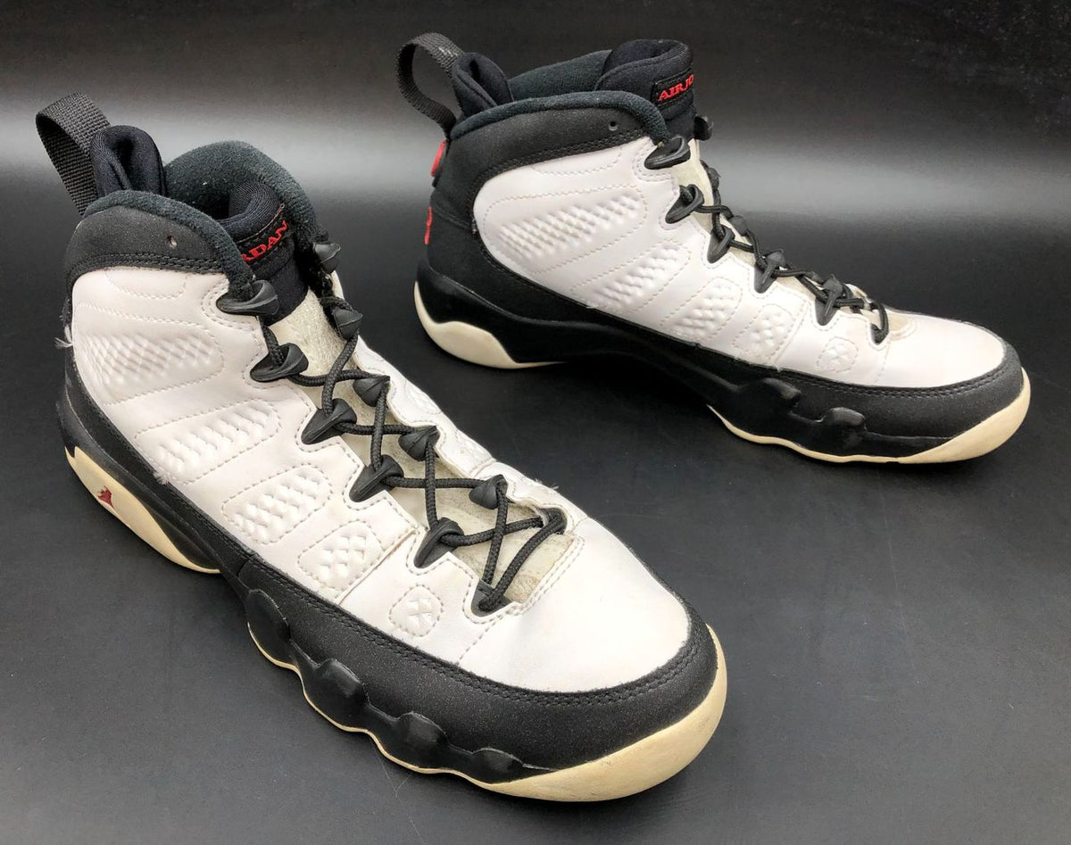 Nike Jordan 9 Retro BG 'Space Jam' Boys' White/Black Sneakers - Size 6.5Y (+COA)