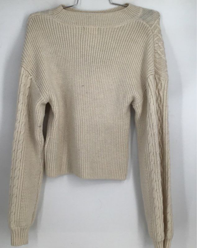 H&amp;M Women&#39;s Ivory Long Sleeve Knitted Cropped Pullover Sweater - Size Medium