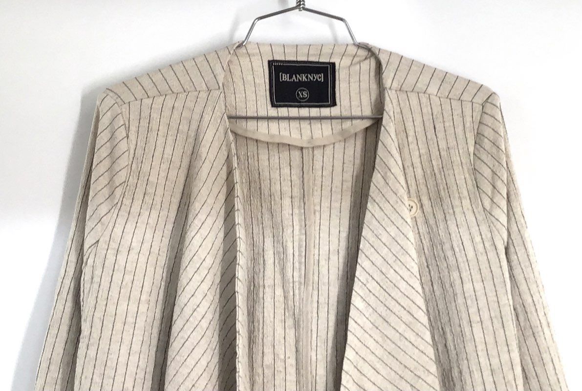 BlankNYC Women's Beige Pinstripe Draped Open Front Linen Blend Jacket Sz XS NWT