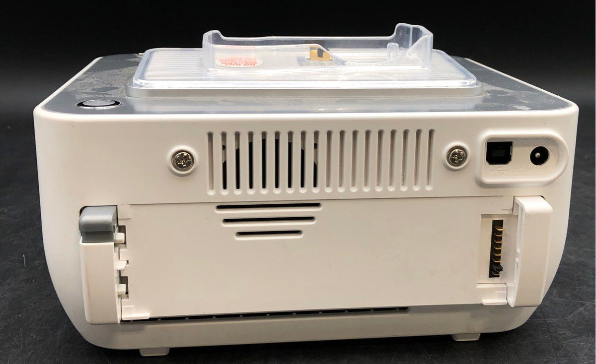 Kodak EasyShare C513 Point & Shoot Camera & Printer Dock With Adapter