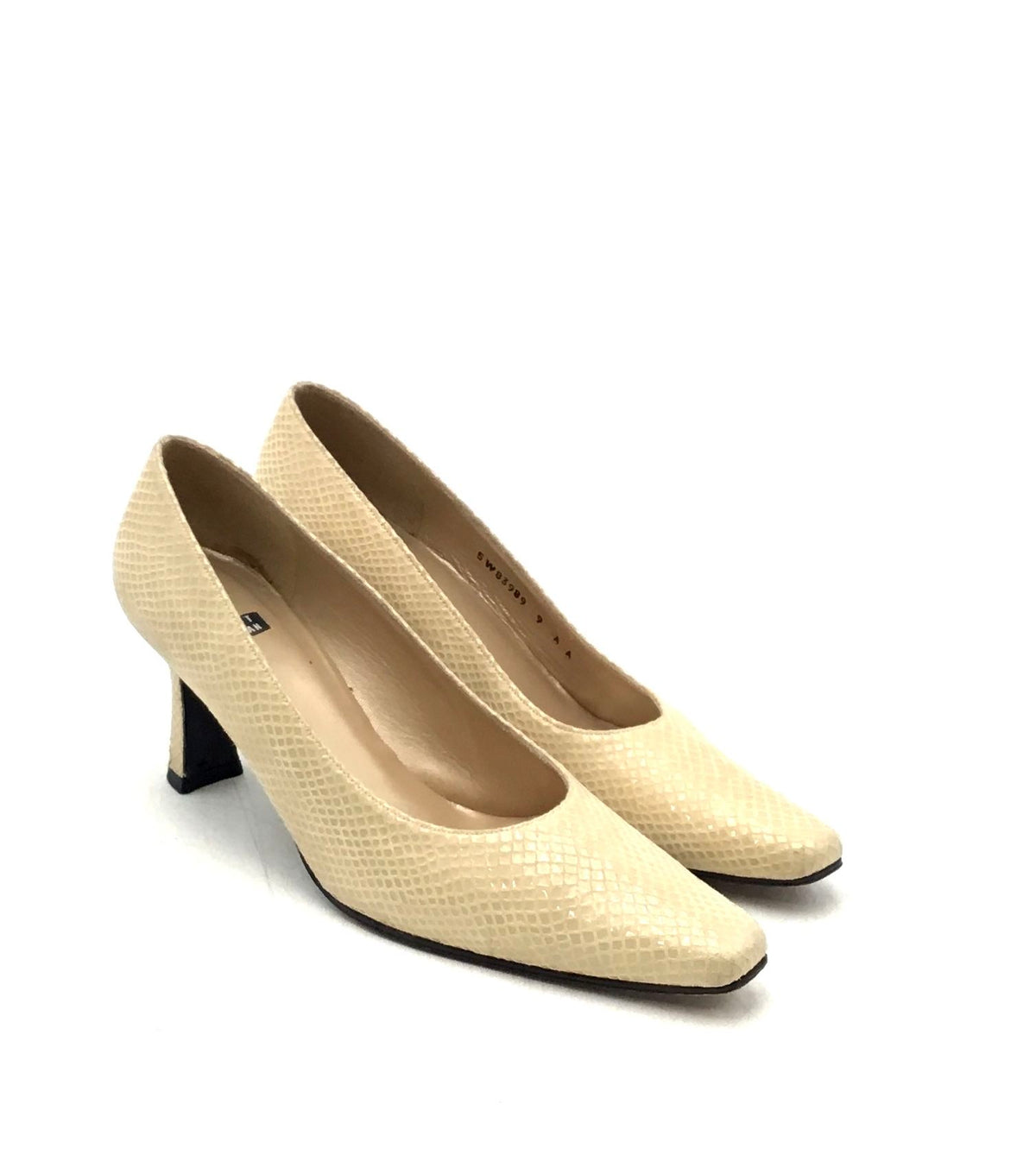 Stuart Weitzman Women&#39;s Cream Slip-On Kitten Pump Heels - Size 5W