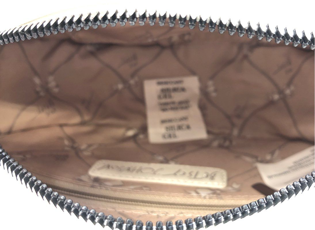 NWT Betsey Johnson White Kitsch Ghost Crossbody Bag