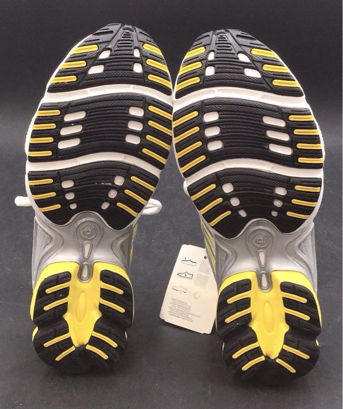 Vintage 2005 Adidas Adistar Cushion NWT White Grey Yellow Running Sz 8