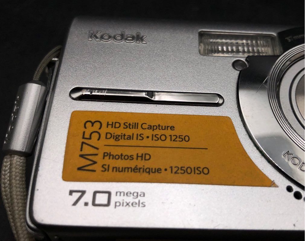 Kodak EasyShare M753 Digital Camera