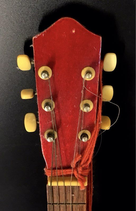 Vintage Parlor Acoustic Guitar 6-String Steel Reinforced Neck Sunburst Red