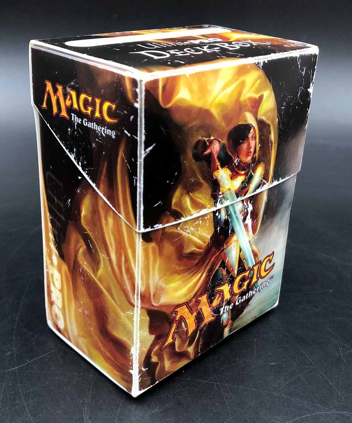 LOT of 34 RARE &#39;Magic: The Gathering&#39; Trading Cards in Ultra Pro Deck-Box