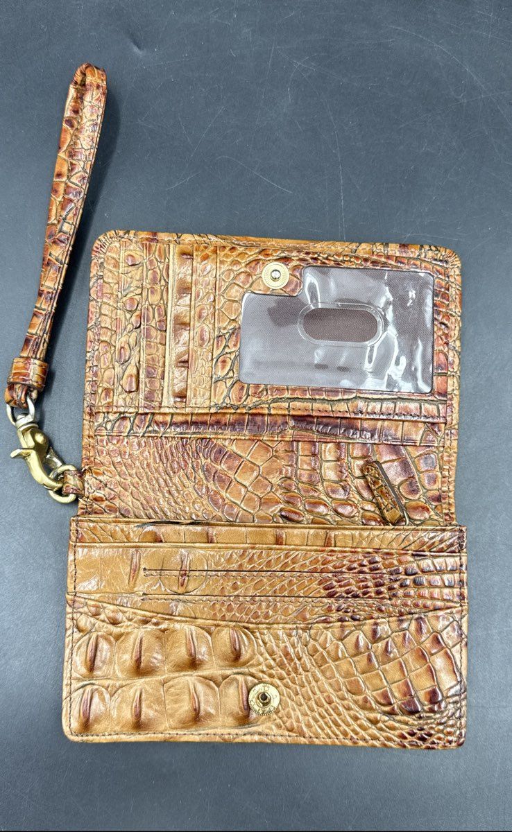 Brahmin Tan Croc Embossed Melbourne Leather Wristlet Wallet Gold Hardware