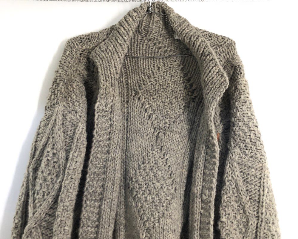 Vintage Tejidos Imbaya Women's Gray Cable Chunky Knit Wool Cardigan Sweater