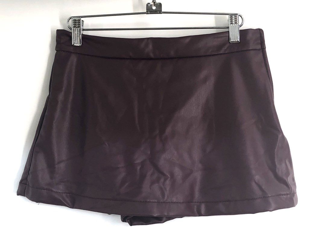 Altar'd State Women's Fig Purple Faux Leather High Rise Skort Sz S NWT