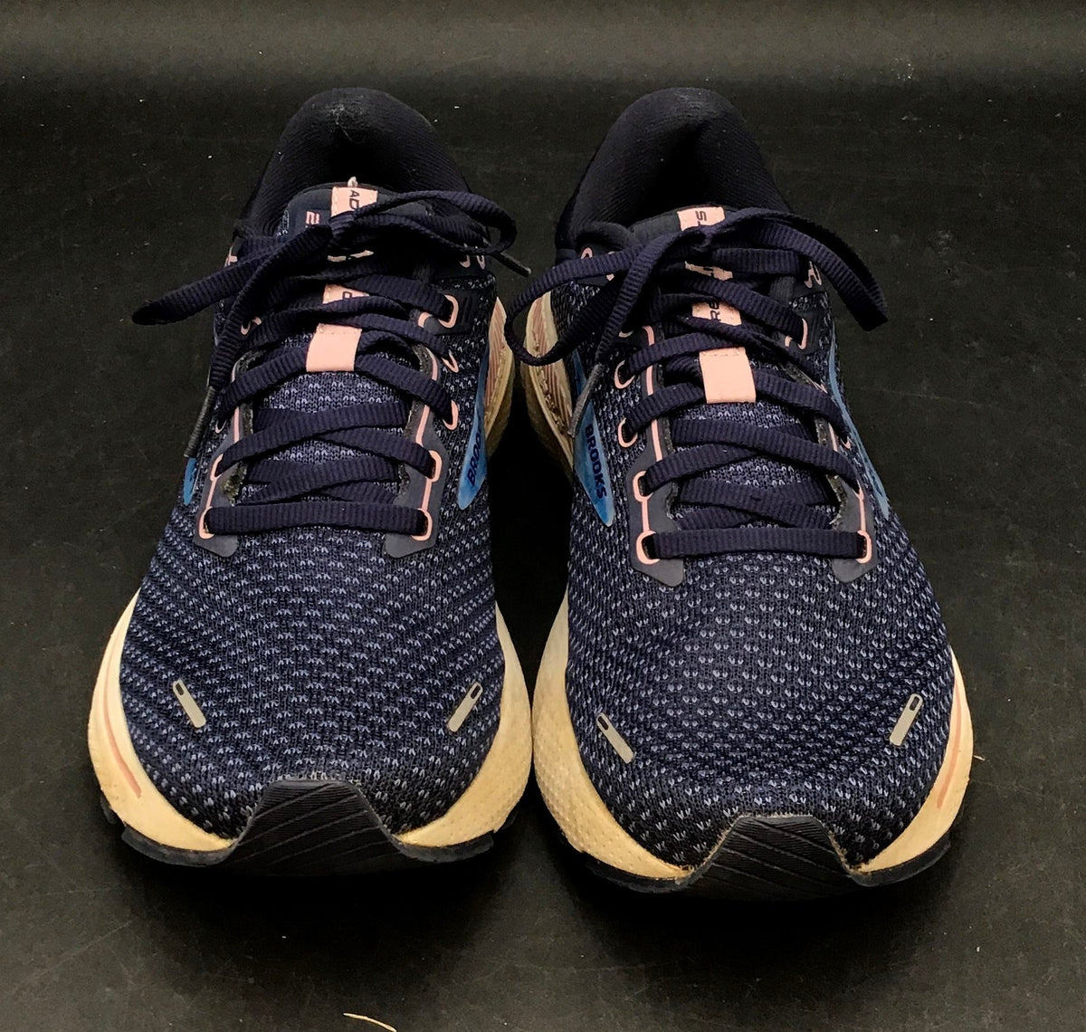 Brooks Women's Adrenaline GTS 22 Blue Athletic Shoes - Size 9.5