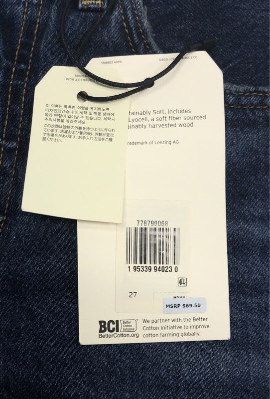 Levi's Women's Ribcage Shorts Dark Wash Blue High Rise Cutoff Denim NWT Sz 27