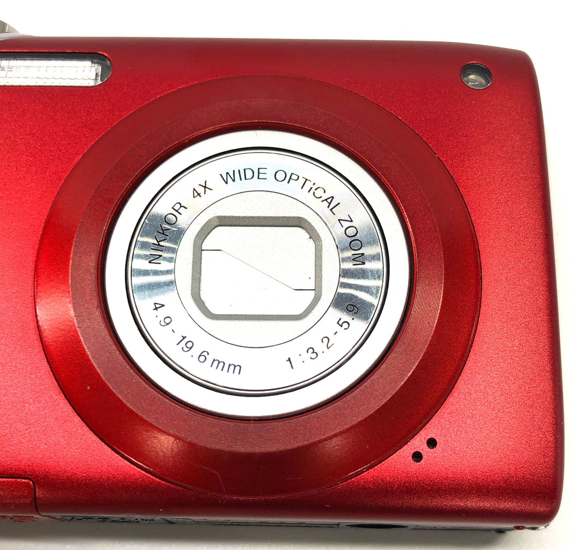Nikon COOLPIX S205 4x Optical Zoom Compact Digital Camera Red