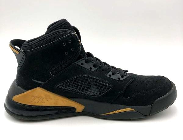Nike Air Jordan Men's Black\Gold 'Mars 270C' Sneakers-Size: 9 (+COA)