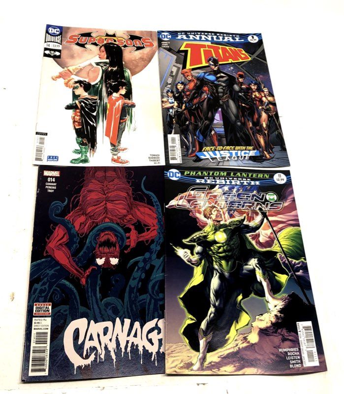 Marvel & DC Comic Book Lot Modern Age Superhero Rebirth Series 33 Comics