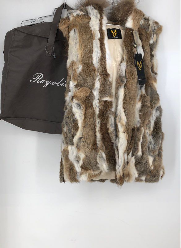 NWT Fur Story Women&#39;s Brown White Fur Hooded Vest - Size 8