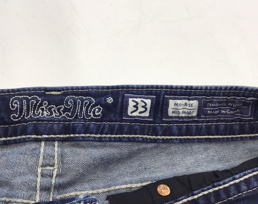 Miss Me Mid-Rise Mid-Short - Women&#39;s Size 33