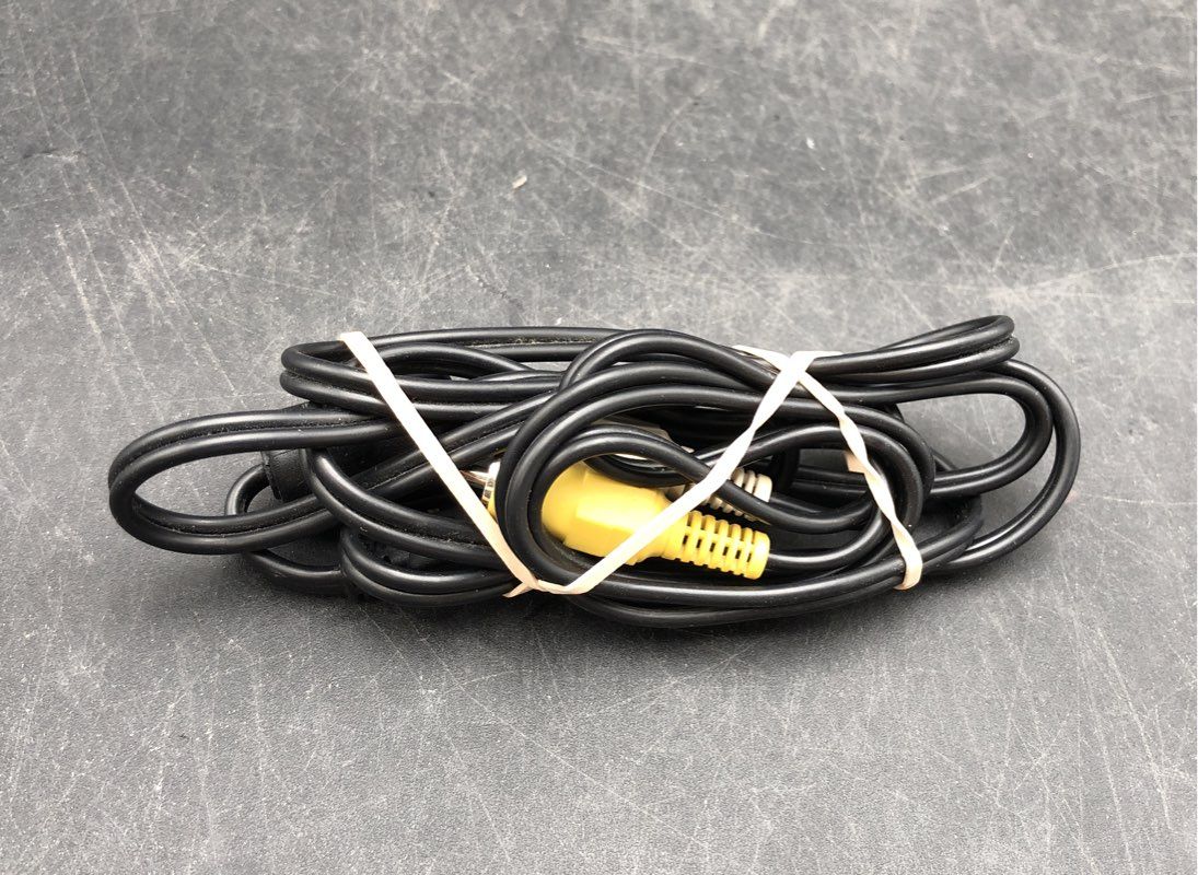 Olympus SP-320 Silver Manual Focus Point & Shoot Digital Camera