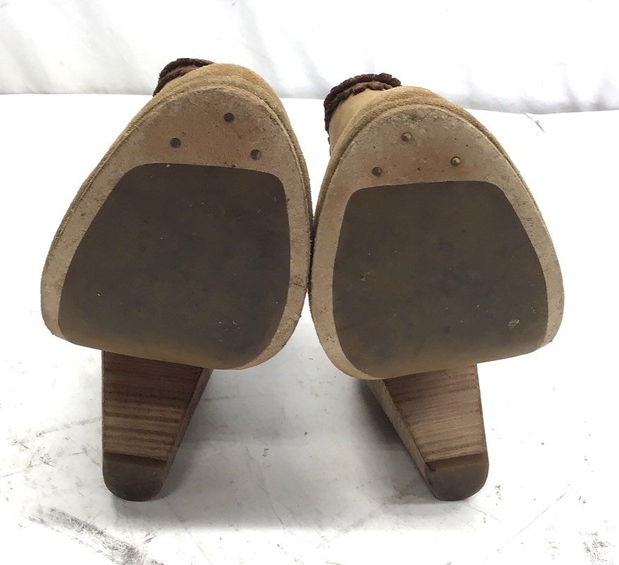 Frye Diana Tan Suede Whipstitch Ankle Booties Women's Size 7.5M