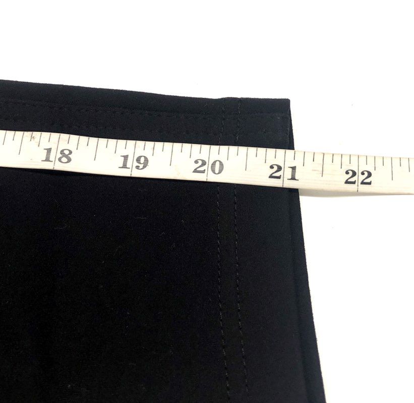 Torrid Women's Black Cropped Pants NWT Sz 10XS