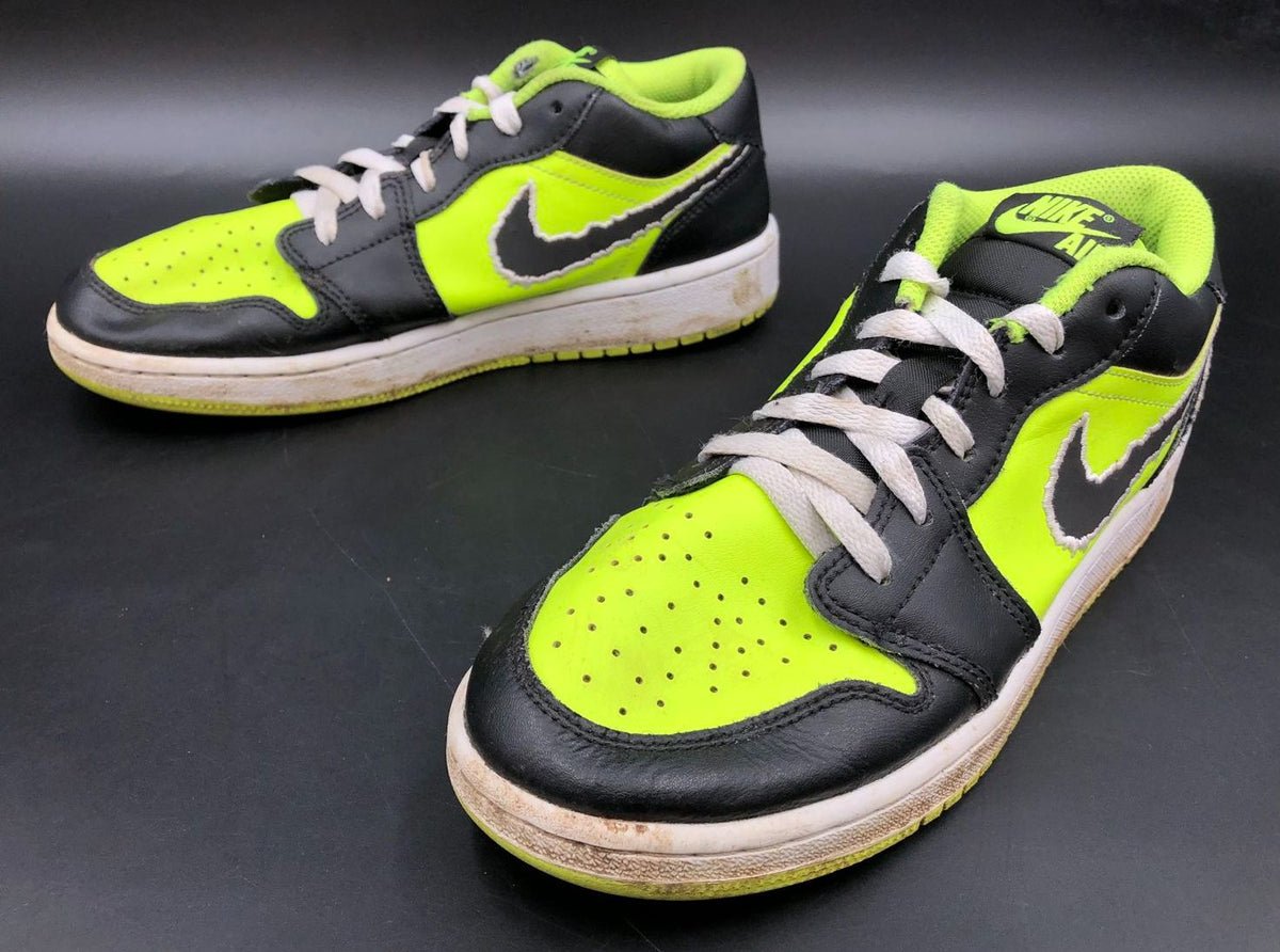 Nike Jordan 1 Low GS 'Big Cat Energy' Black/Neon Green Sneakers - Sz 5.5Y (+COA)