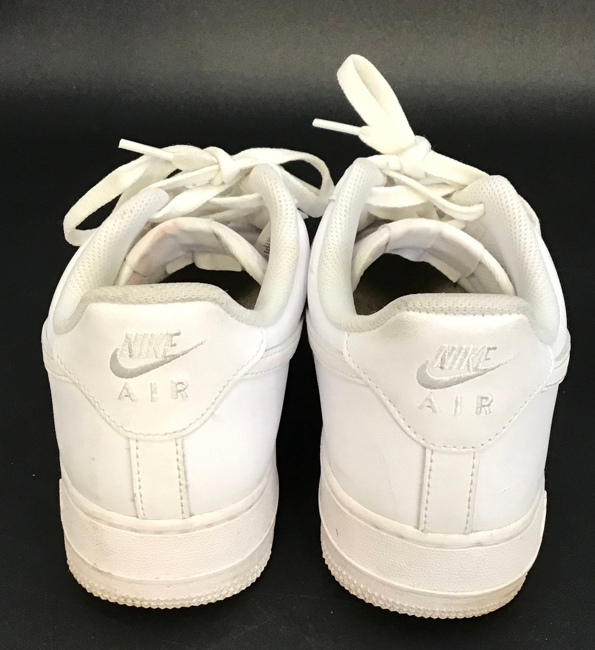 Nike Men&#39;s Air Force 1 &#39;07 White Athletic Shoes - Size 8.5