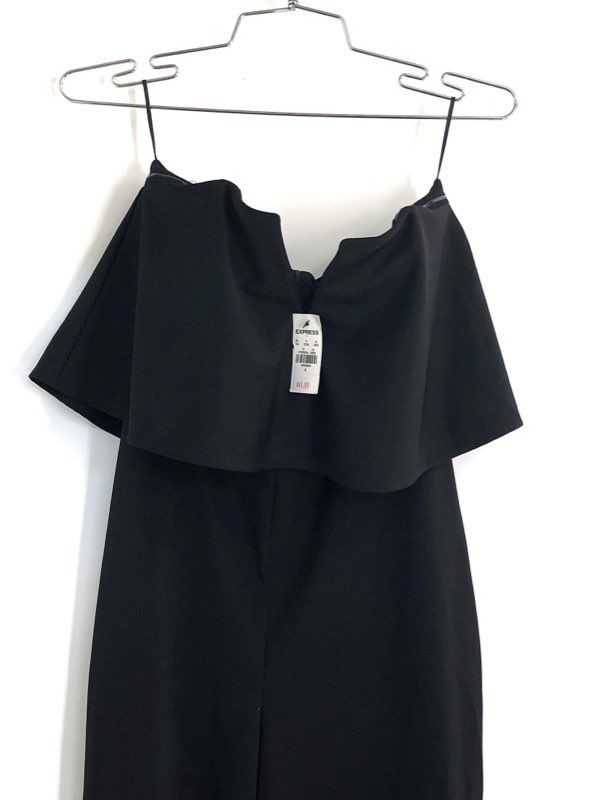 Express Women's Black Off Shoulder Ruffle Flounce Jumpsuit NWT Sz 4