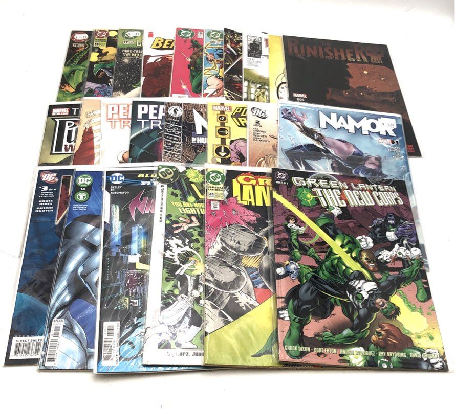 Mixed Comic Book Lot Marvel DC 1980s-Modern Superhero 25 Comics