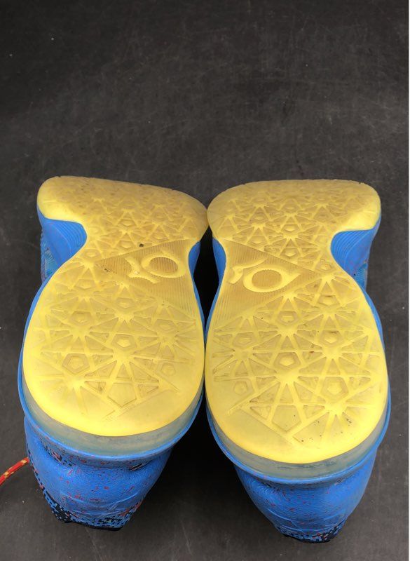 Nike Men's KD 5 Blue Athletic Shoes - Size 10.5