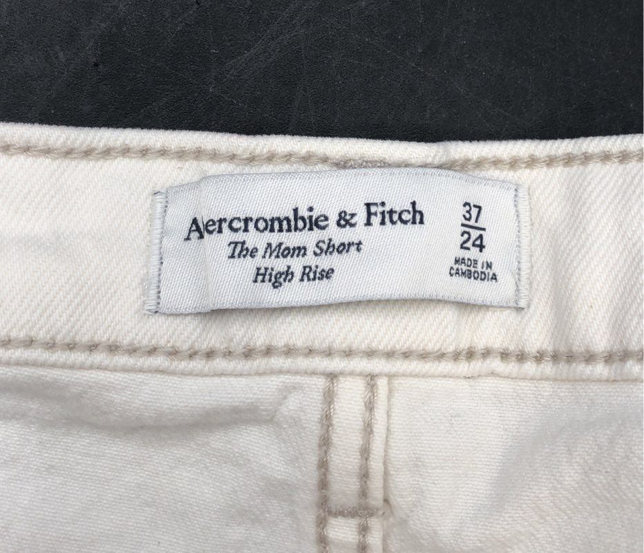 Abercrombie & Fitch Women's The Mom Short High Rise Cream Denim NWT Sz 24