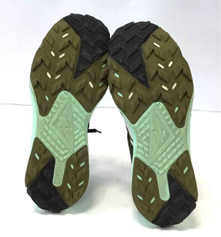 Nike Air Zoom Terra Kiger 8 Olive Mint Trail Running Shoes Men's Size 10.5