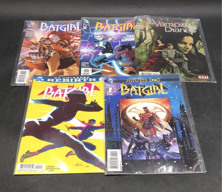 DC Comic Book Lot Modern Age New 52 Rebirth Superhero 25 Comics
