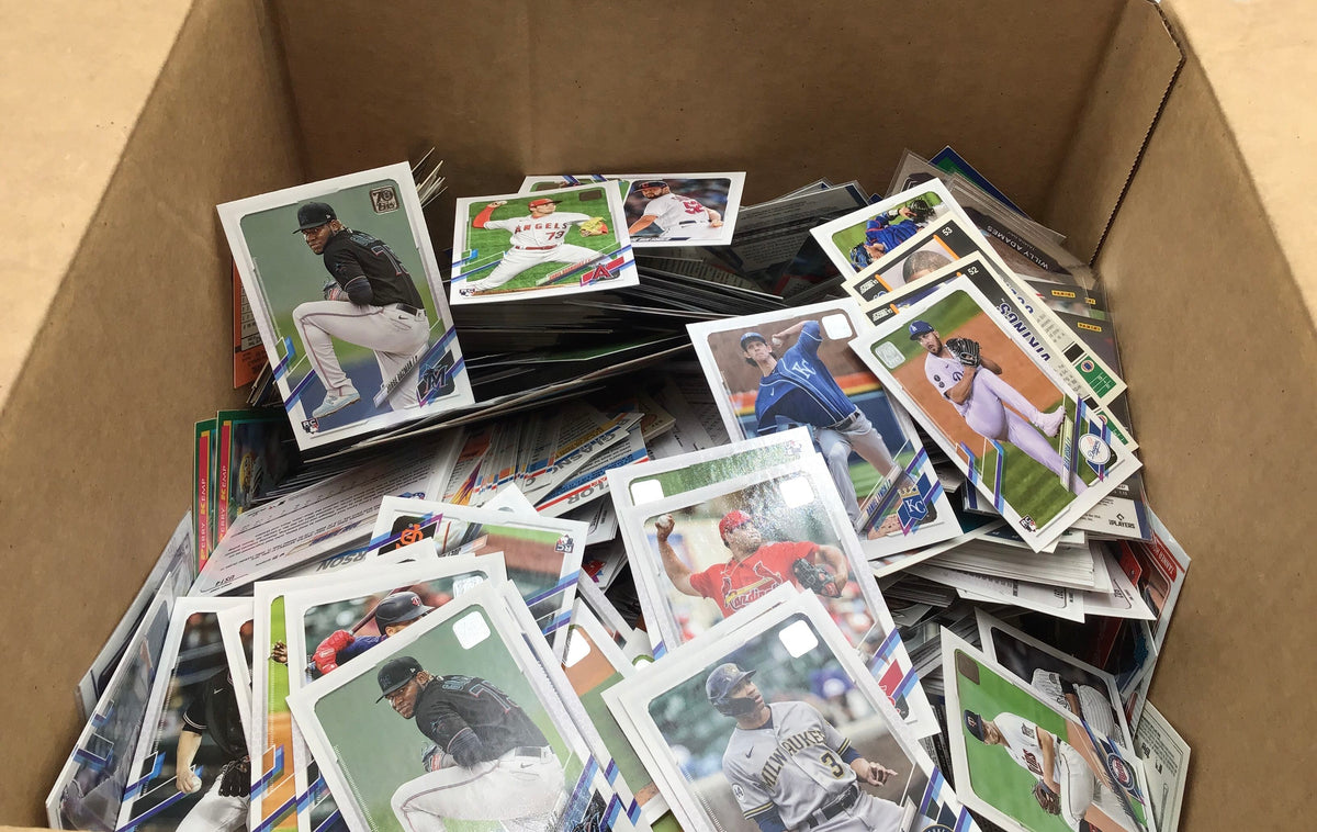 3 lbs. Lot of Baseball Cards. Medium Box, Unsorted