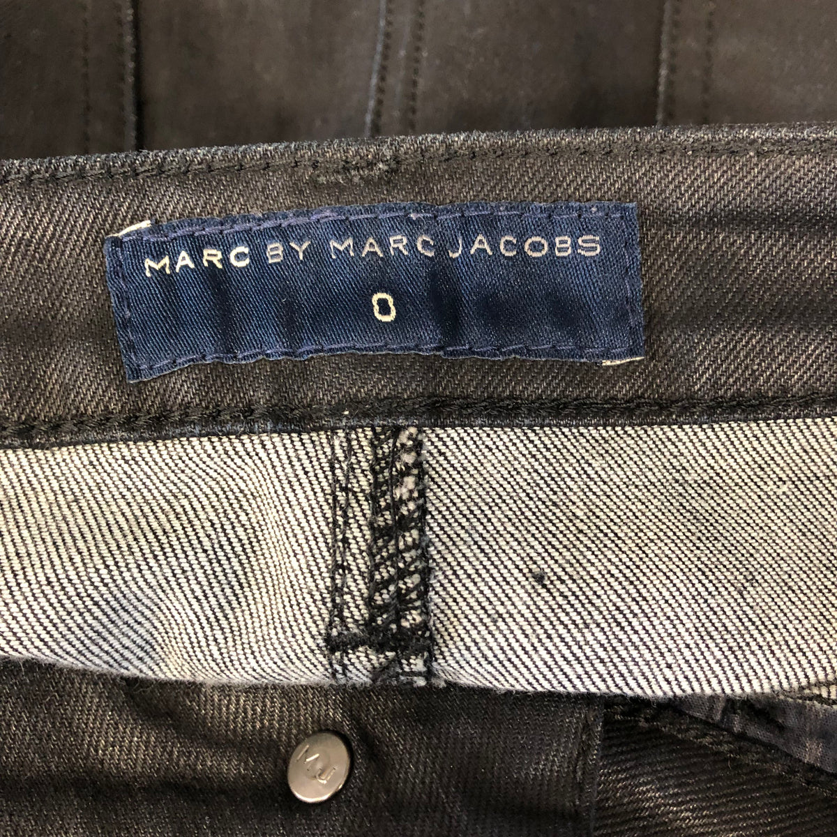 Marc by Marc Jacobs Women's Black Denim A-Line Skirt Size 0 COA