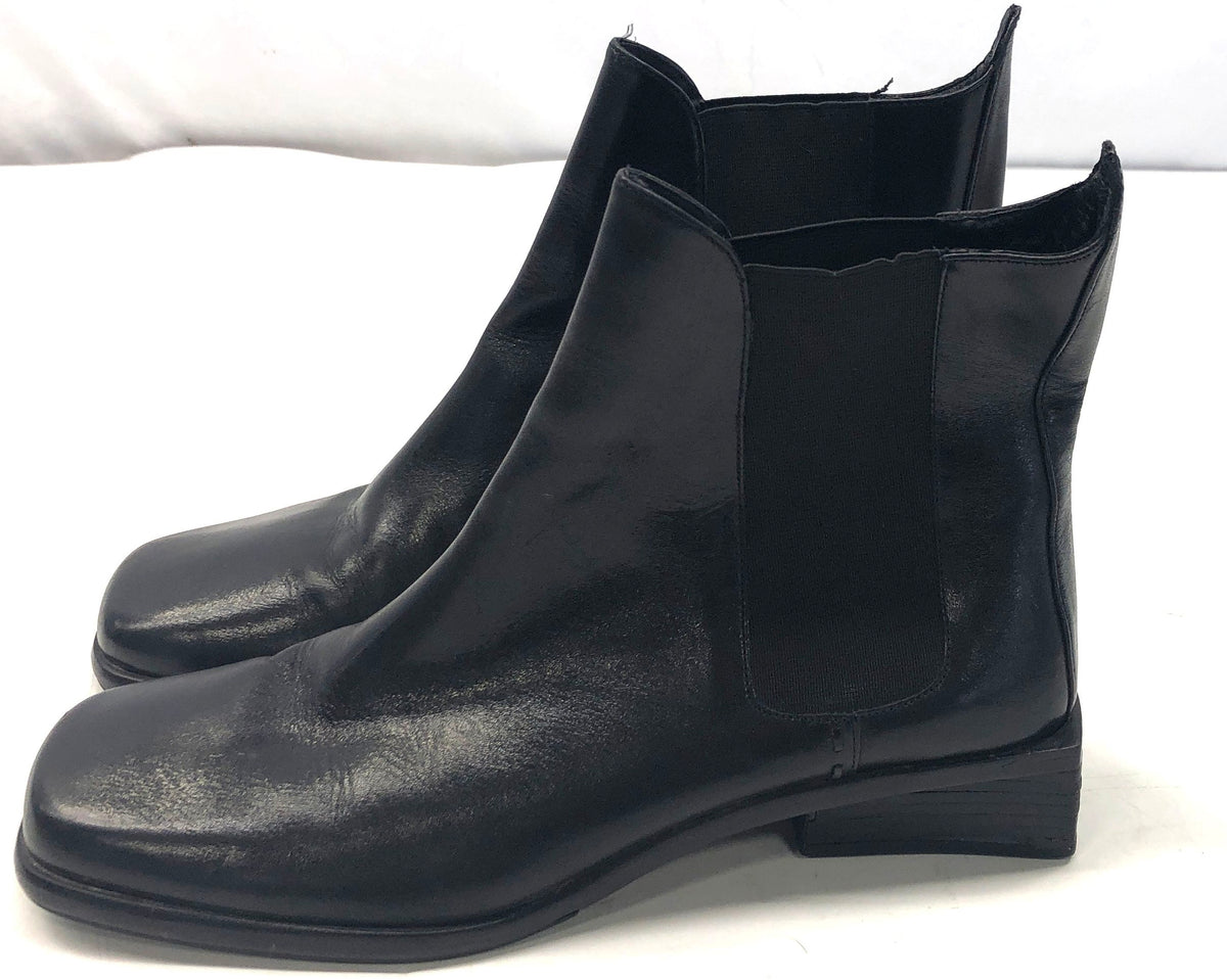 Cole Haan Black Leather Square Toe Chelsea Ankle Boots Women's Size 7.5 B