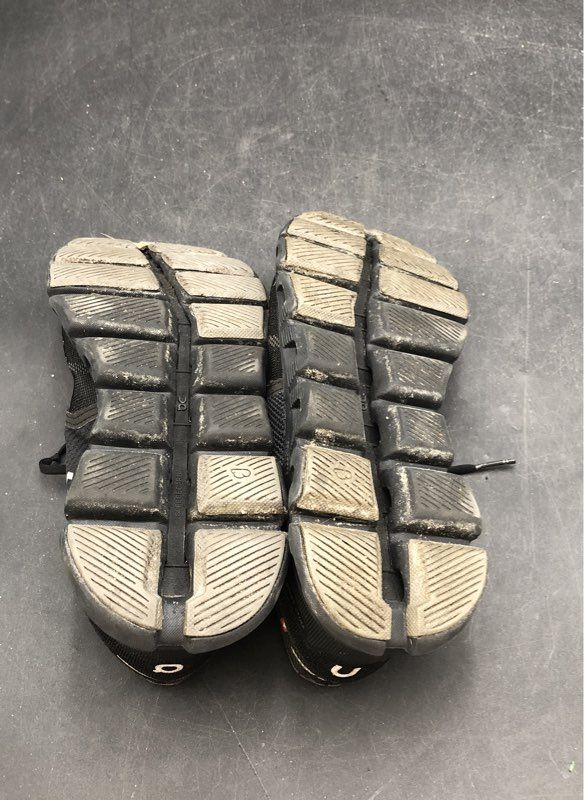 On Cloud Women's X Black Athletic Shoes - Size 6.5