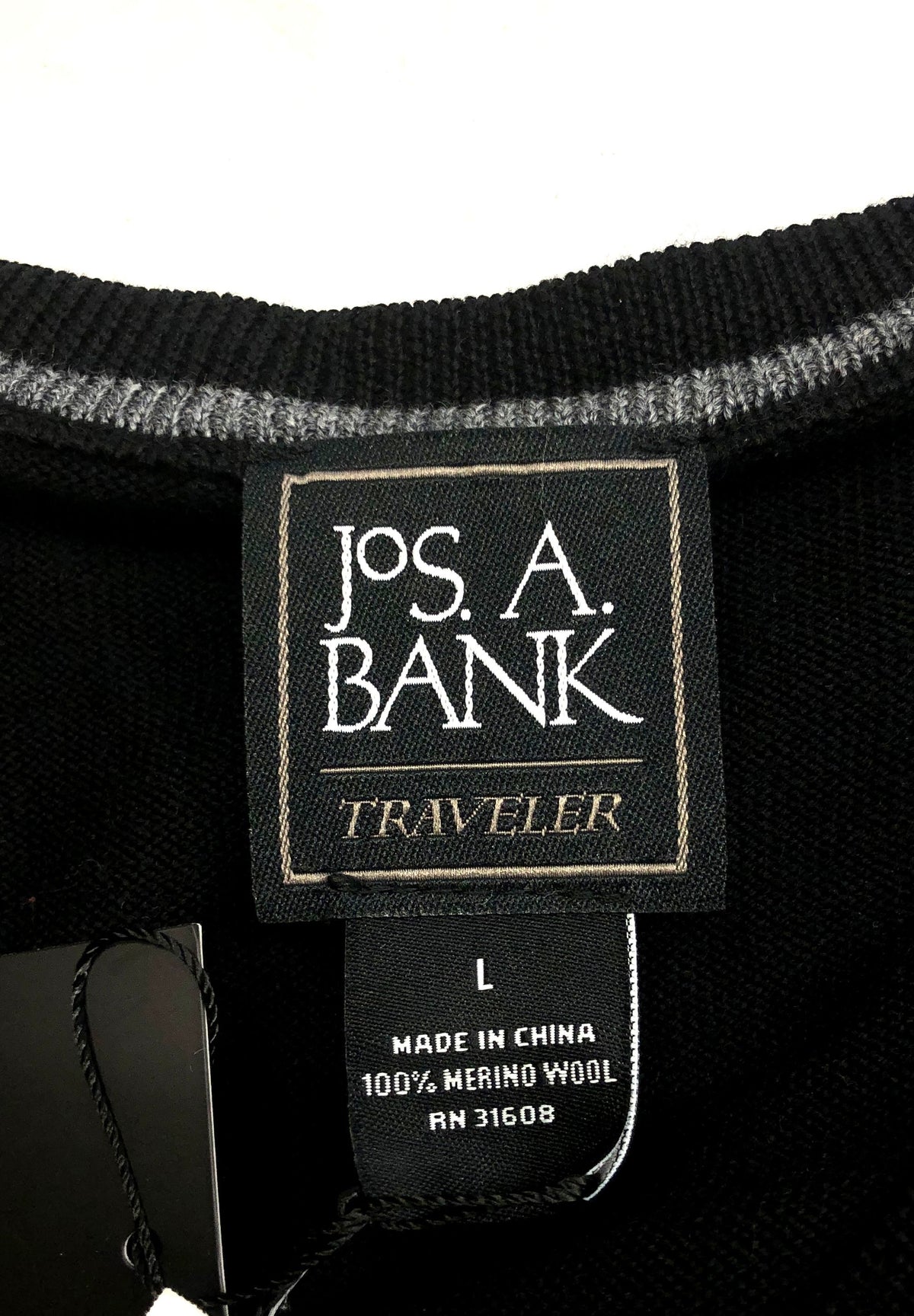 Jos. A. Bank Men's Black Traveler Merino Wool V-Neck Sweater NWT Size L