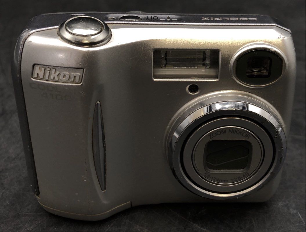 Nikon Coolpix E4100 Digital Compact Camera