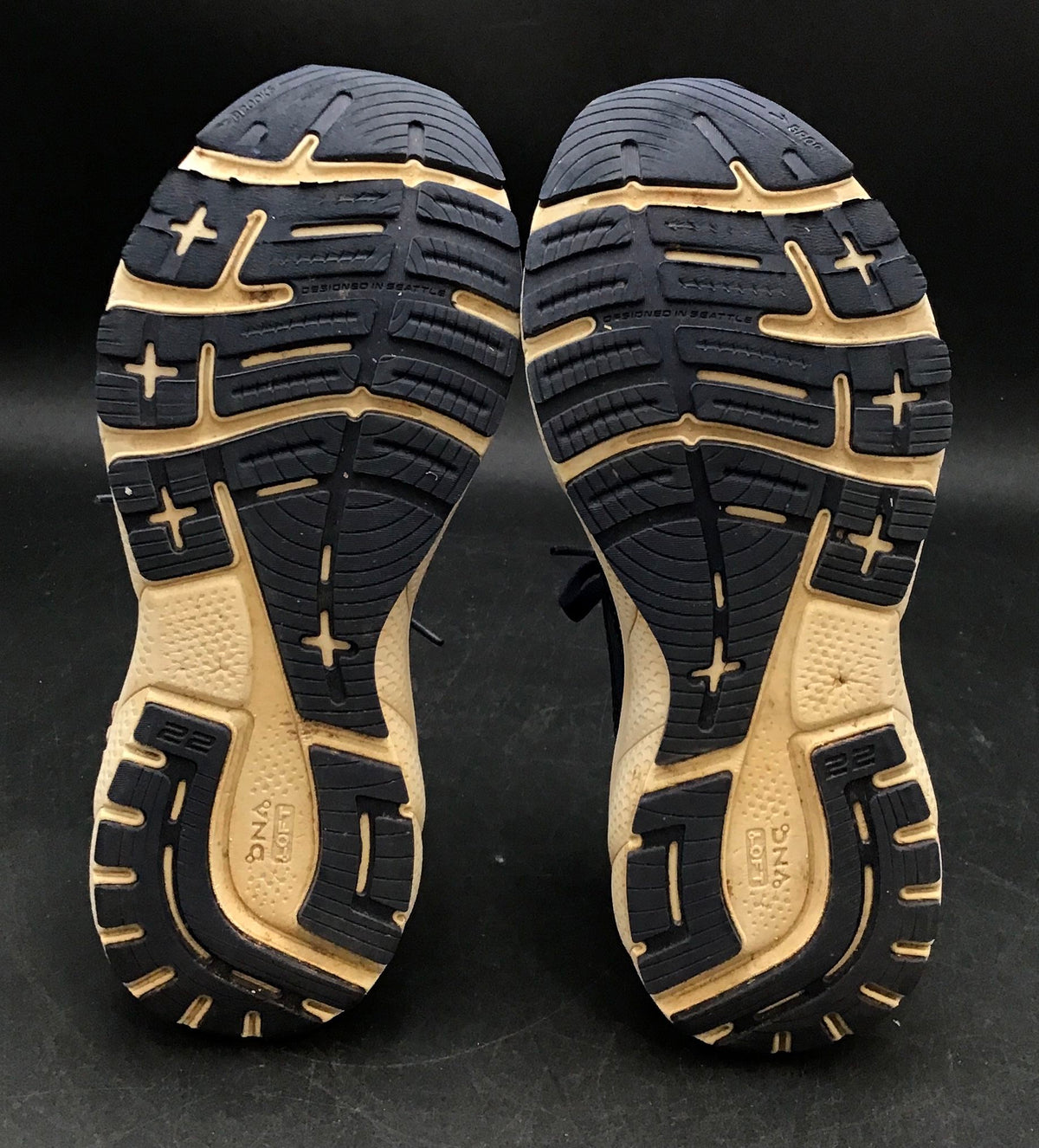 Brooks Women's Adrenaline GTS 22 Blue Athletic Shoes - Size 9.5