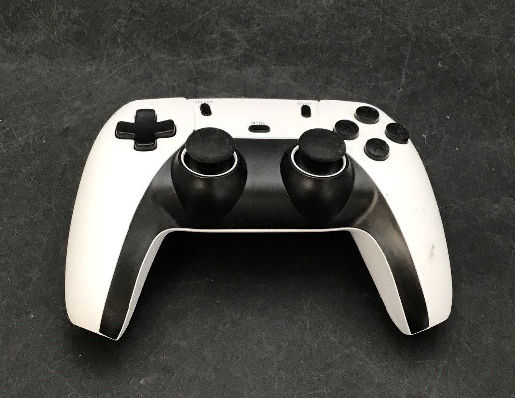 Lot of 3 PS5 Style Wireless Game Controllers White & Black Third-Party