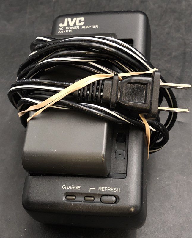 JVC Videomovie GR-AXM300U Handheld Camcorder W/Adapter