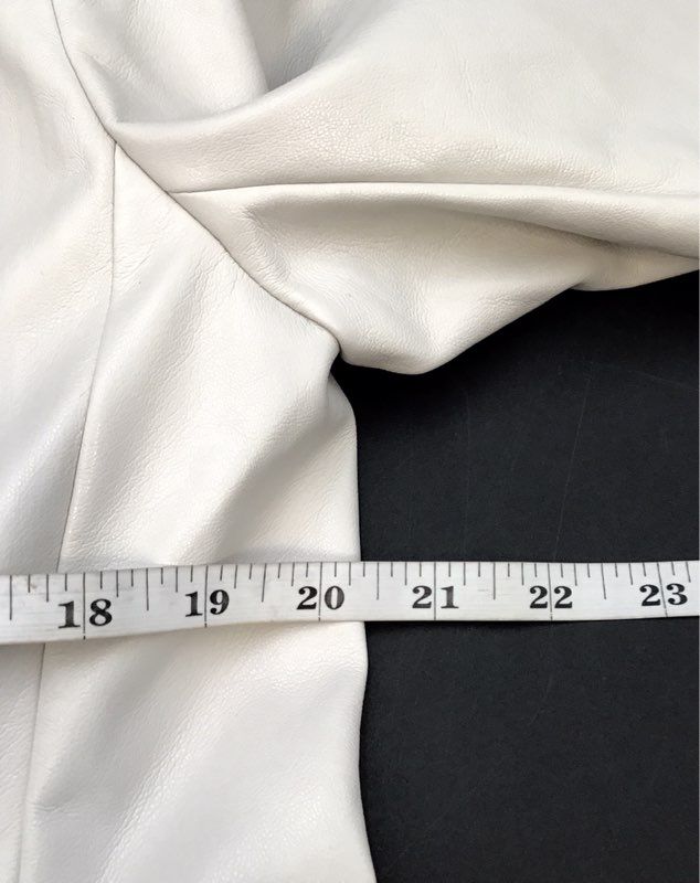 NWT Banana Republic Women's White Blazer - Size S