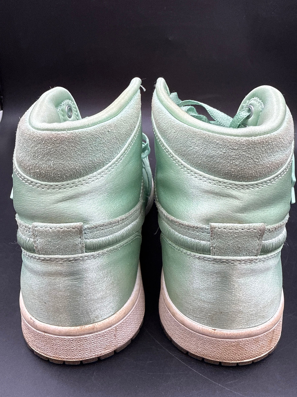 Nike Air Jordan 1 Retro High Season of Her Mint Foam Women's Size 9.5 COA