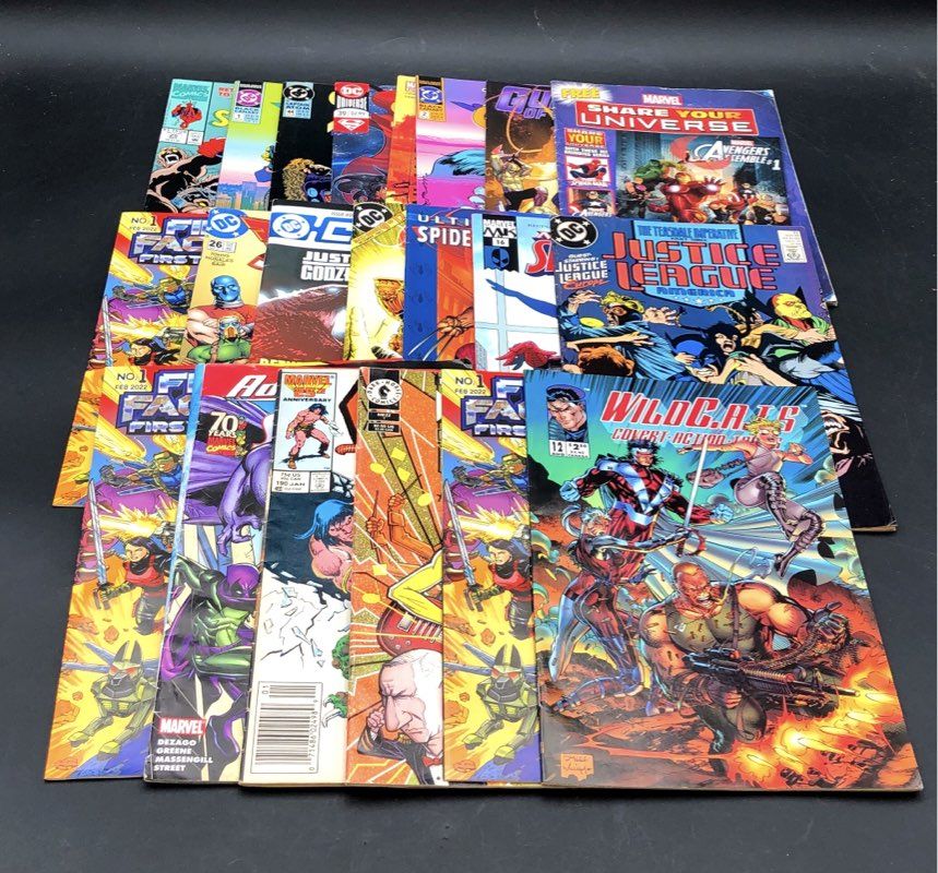 Spider-Man Superman Justice League Comic Book Lot Marvel DC Image 80s-Modern